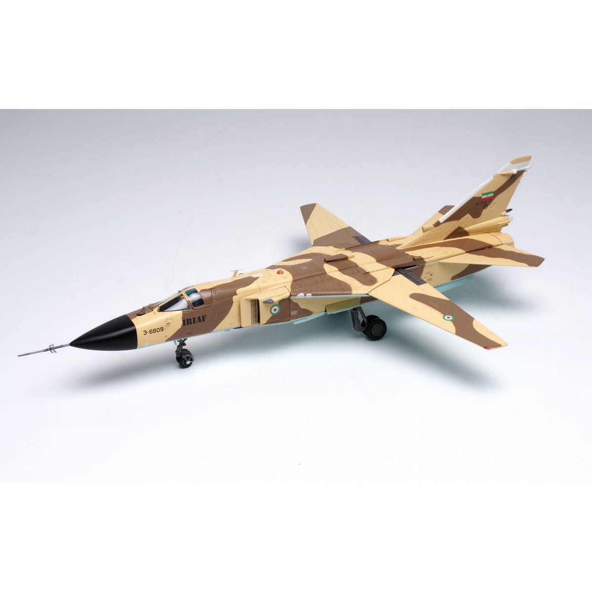 Sukhoi 1/72 SU-24M IRIAF 71st TFS